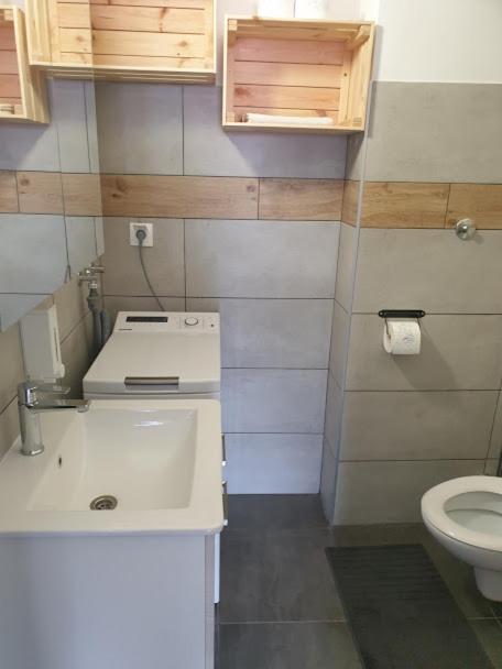 Apartman Jez - Free Parking, Self Check In Karlovac Zewnętrze zdjęcie