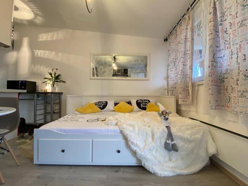 Apartman Jez - Free Parking, Self Check In Karlovac Zewnętrze zdjęcie