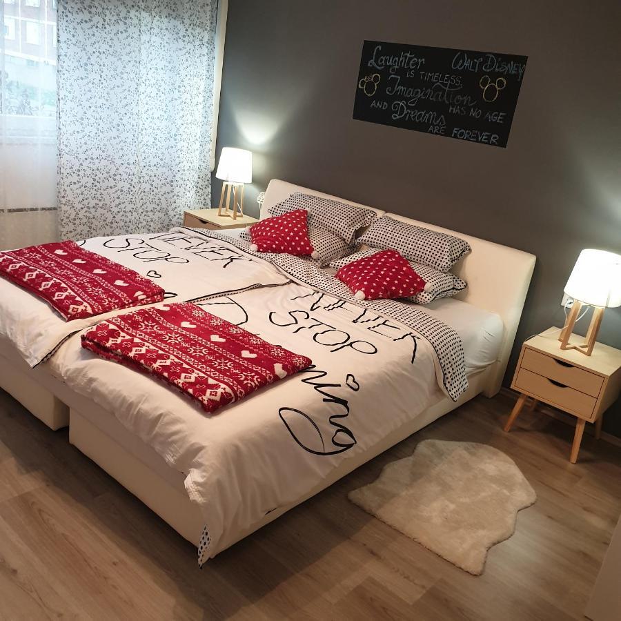 Apartman Jez - Free Parking, Self Check In Karlovac Zewnętrze zdjęcie